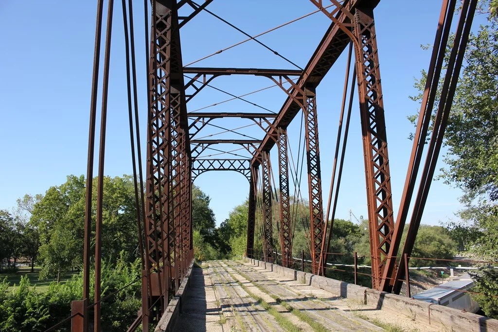 Pine Street Bridge (Melvern)